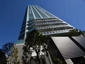 シティタワー新宿新都心（敷地南西側より<br>）