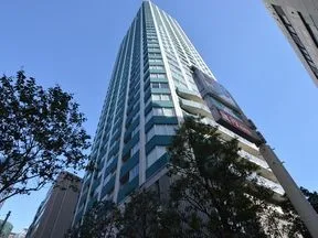 シティタワー新宿新都心（敷地北西側より<br>）