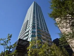 シティタワー新宿新都心（敷地東側より）