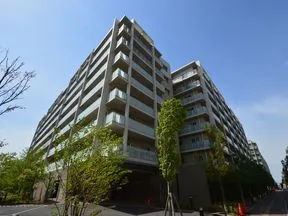 Ｄ’グラフォートレイクタウン