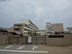 県立越谷南高等学校