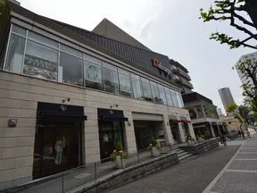 代官山アドレス・ディセ