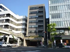 外苑西通りより