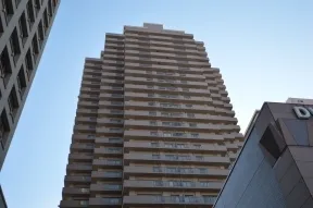 北側から見た外観