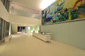 フロント