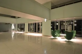 エントランスホール