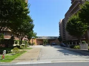サマーゲートハウスアプローチ
