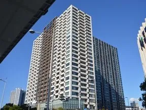 南側からの外観