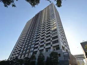 北側からの外観