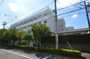 駒沢中学校