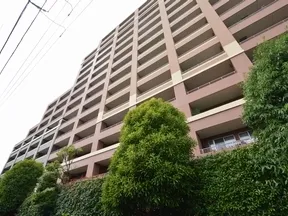 南側からの外観 