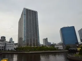 東京湾側より全体を望む全景