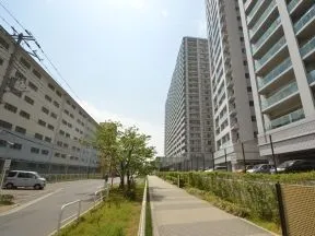 右奥に見えるのがグランドホライゾント<br>ーキョーベイです