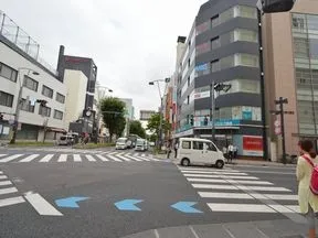 交差点を右折