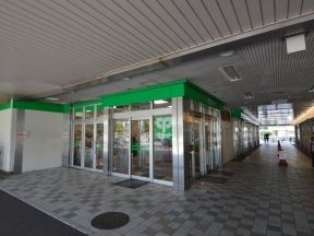 サミットストア戸田公園駅店
