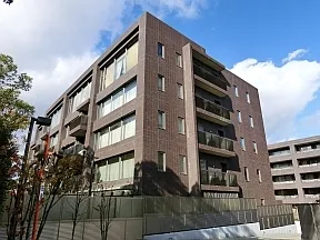 輝の邸　外観