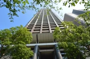 北西側からの外観（正面）