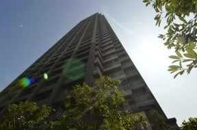 北東側からの外観