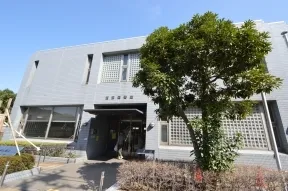 杉並区立西荻図書館