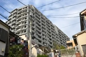 南西からみた外観