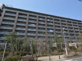 東側外観2(ガーデンレジデンス)