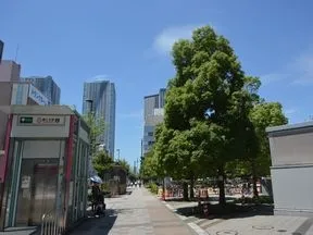 勝どき駅A4ｂ出口を出ます