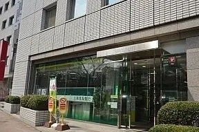 三井住友銀行　飯田橋支店