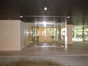 イーストスクエア・エントランス