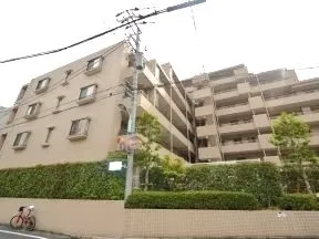 プレミアムコート（北側からの外観）
