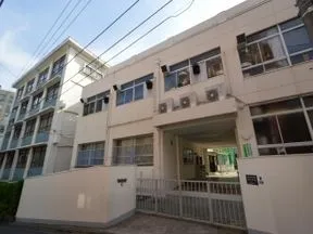 成女学園中学校・高校