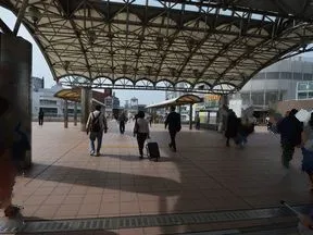 ペデストリアンデッキ