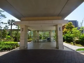 カーエントランス