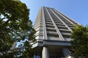 南東側