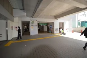 JR横須賀線「武蔵小杉」駅の改札