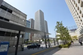駅前ロータリー