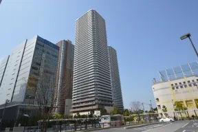 JR横須賀線・湘南新宿ライン「武蔵小杉<br>」駅前ロータリーから（敷地北東側）