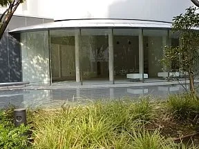 オーバルホール