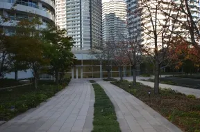 フォレシスホールの外観