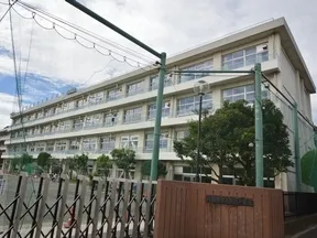 第一中学校