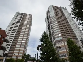 ツインタワー全景
