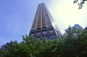 北東より