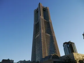横浜ランドマークタワー