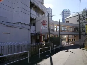 幸ヶ谷小学校