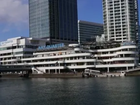 横浜ベイクォーター