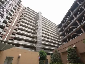 ノースコート、駐車場