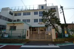 入新井第五小学校
