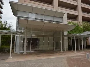 A棟エントランス