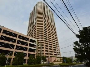 東側から見たA棟
