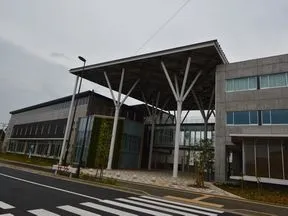 柏市立柏の葉中学校