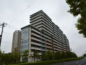 北西側から見たフォレストコートA